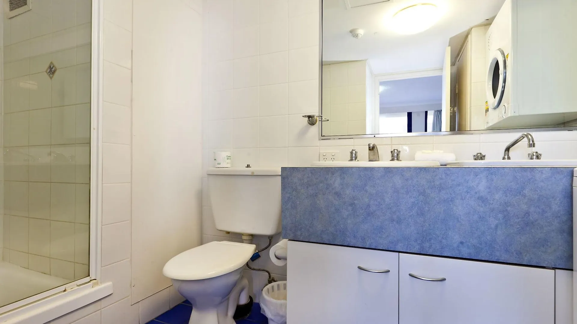 Aparthotel Surf Regency Gold Coast Australia