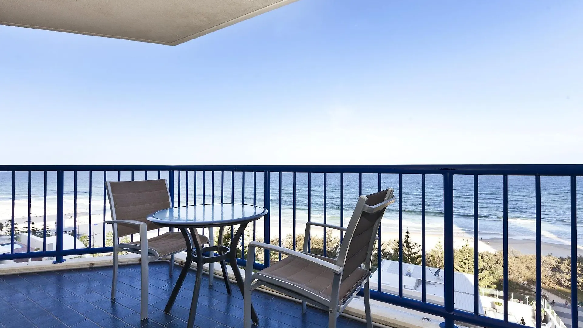 Aparthotel Surf Regency Gold Coast Australia