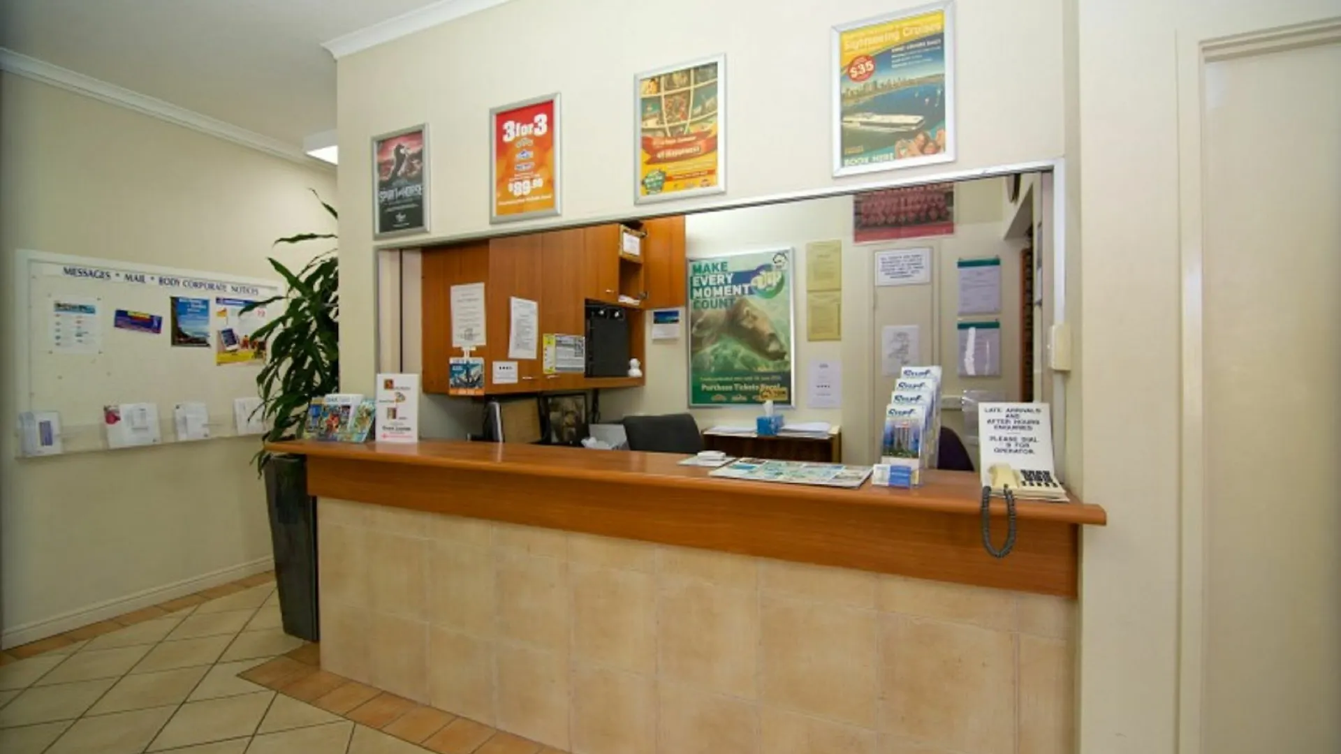 Aparthotel Surf Regency Gold Coast Australia