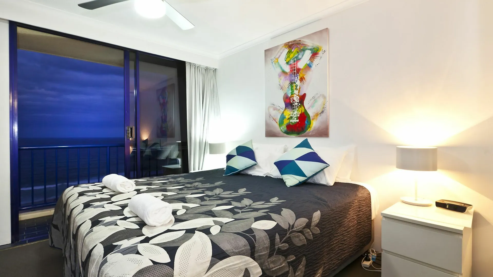 ***  Aparthotel Surf Regency Gold Coast Australia