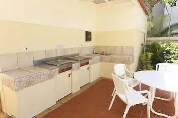 Aparthotel Surf Regency Gold Coast 3*,  Australia