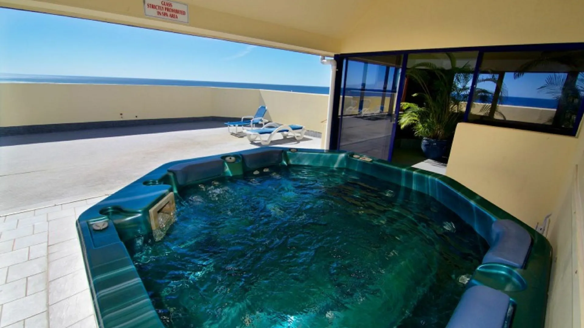 Aparthotel Surf Regency Gold Coast